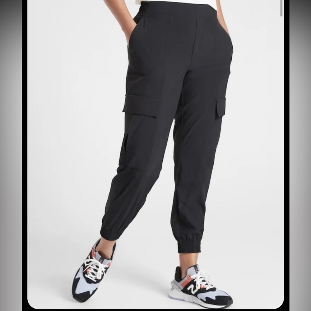 Athleta Chelsea Utility Jogger Black Lightweight